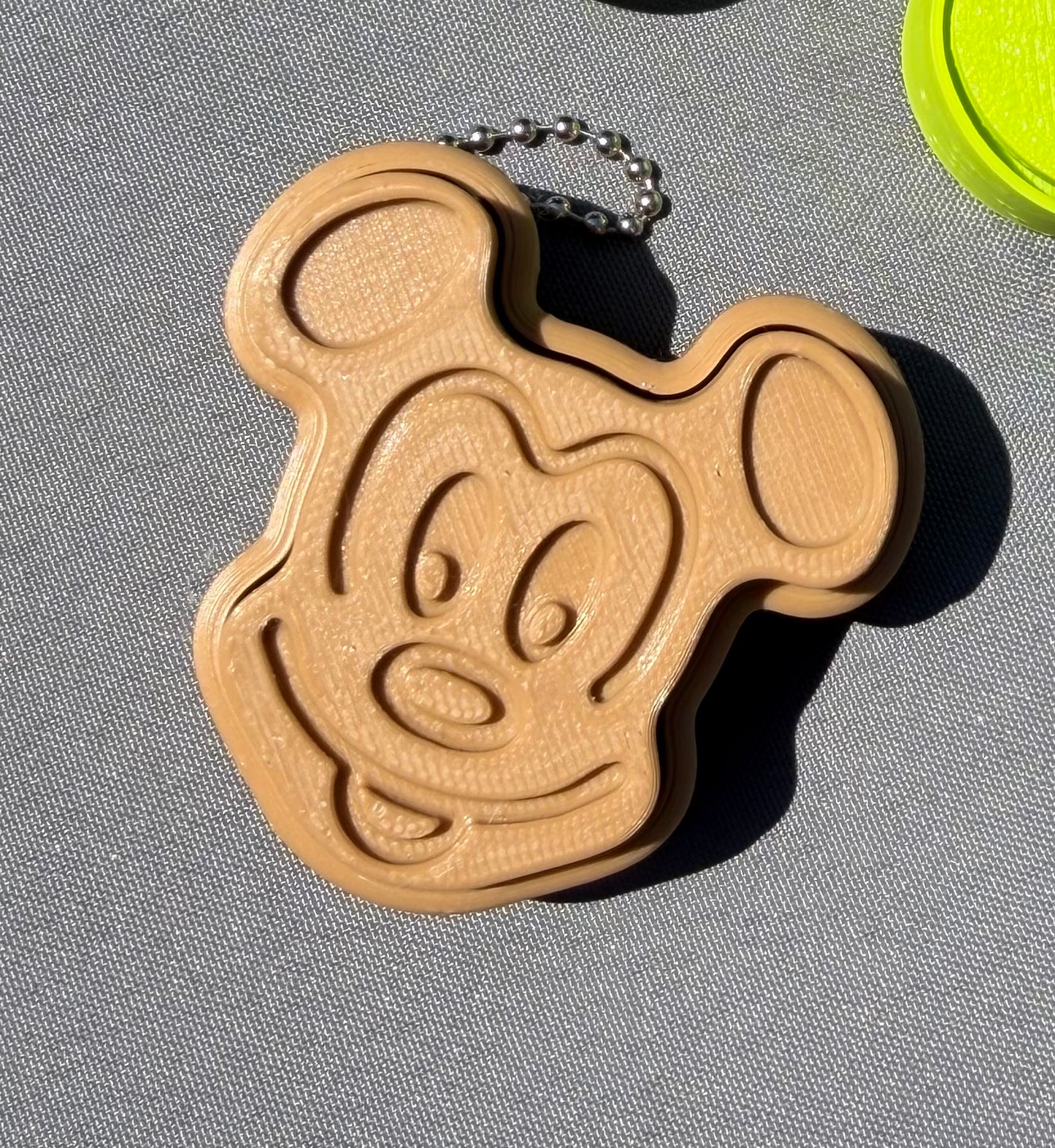 Mouse Waffle Clicker Fidget Keychain | Mechanical Keyboard Clicker | Waffle-Inspired Fidget Toy | Sensory Keychain | 3D Printed Clicky Gift